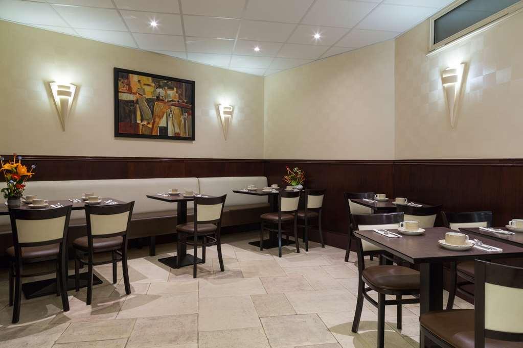 The Originals City, Hotel Du Chateau, Pontivy Ανέσεις φωτογραφία
