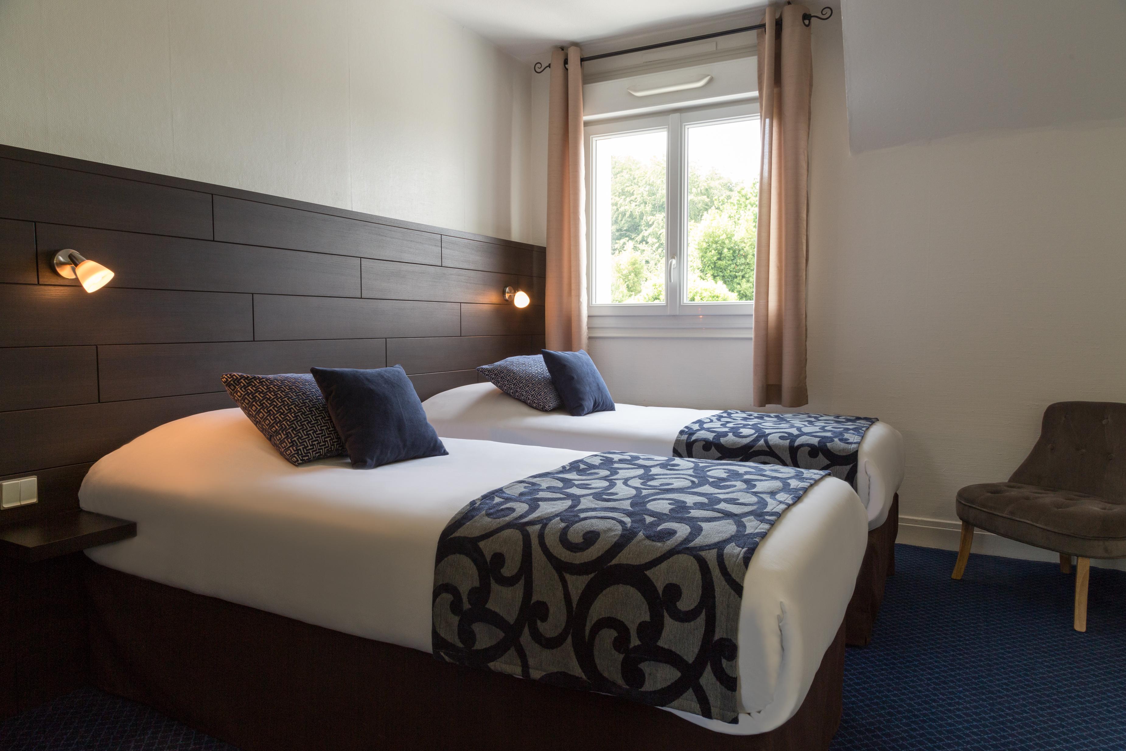 The Originals City, Hotel Du Chateau, Pontivy Εξωτερικό φωτογραφία