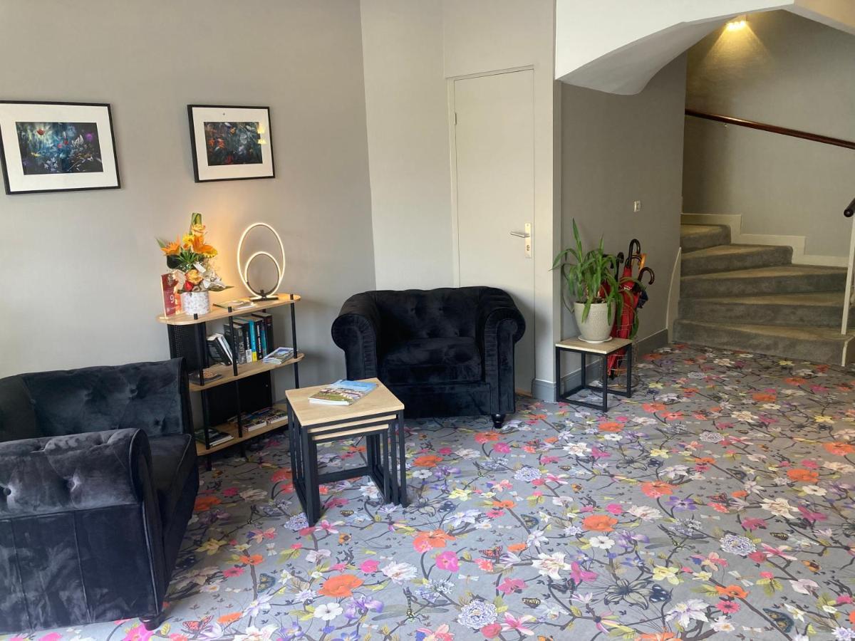 The Originals City, Hotel Du Chateau, Pontivy Εξωτερικό φωτογραφία