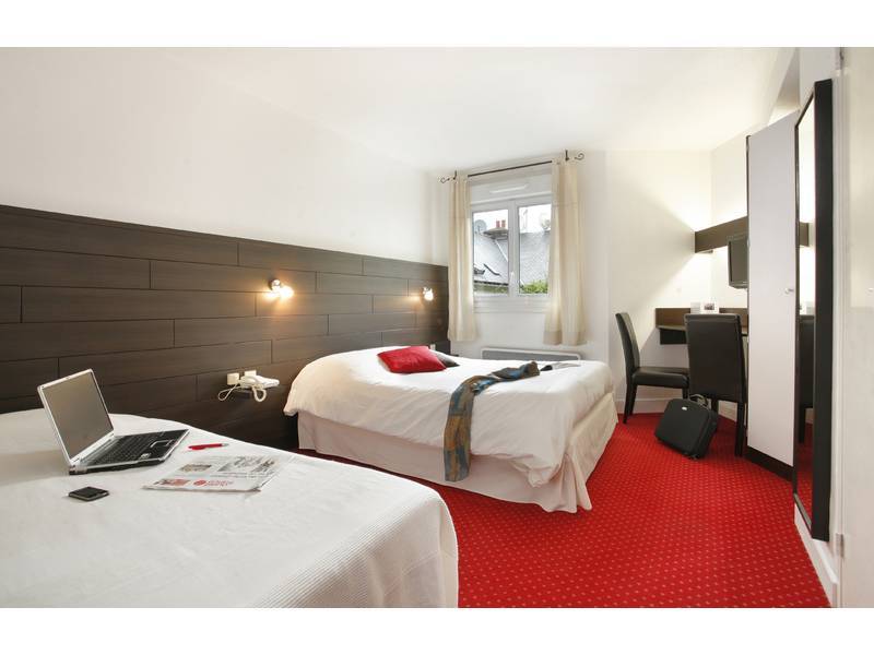 The Originals City, Hotel Du Chateau, Pontivy Εξωτερικό φωτογραφία